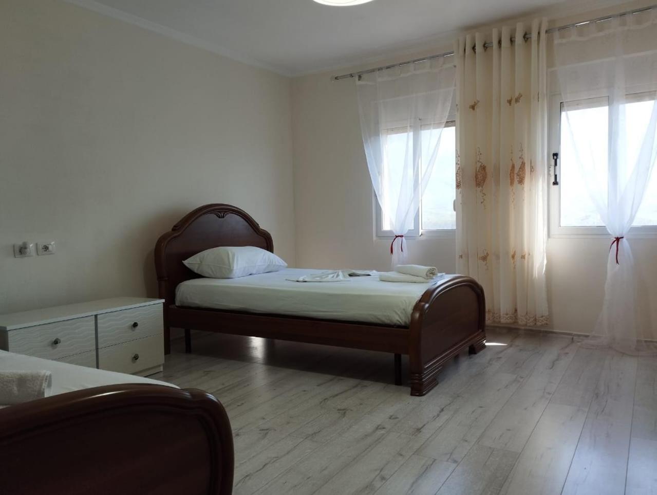 Rondo Guesthouse Gjirokaster Exterior photo