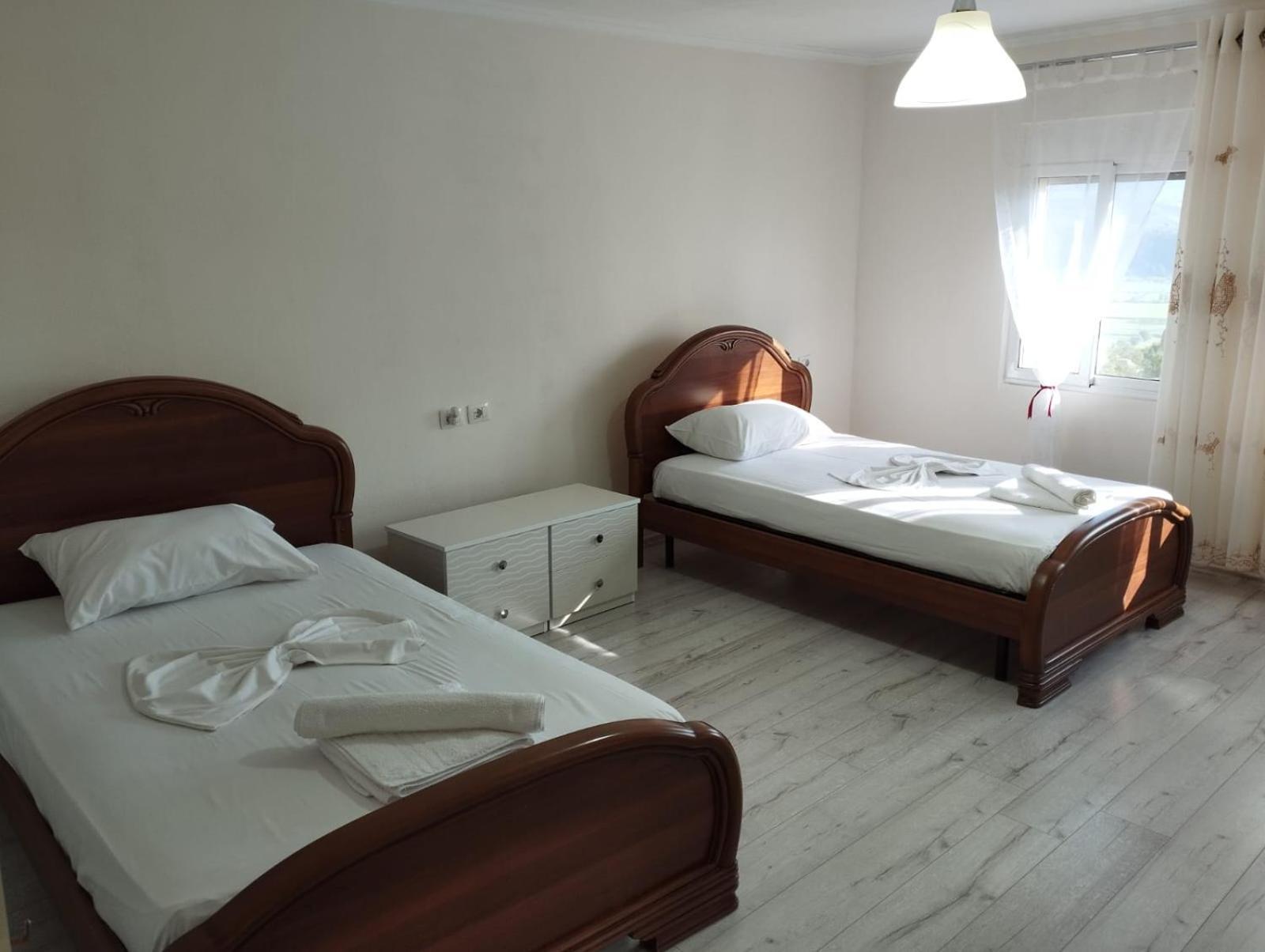 Rondo Guesthouse Gjirokaster Exterior photo