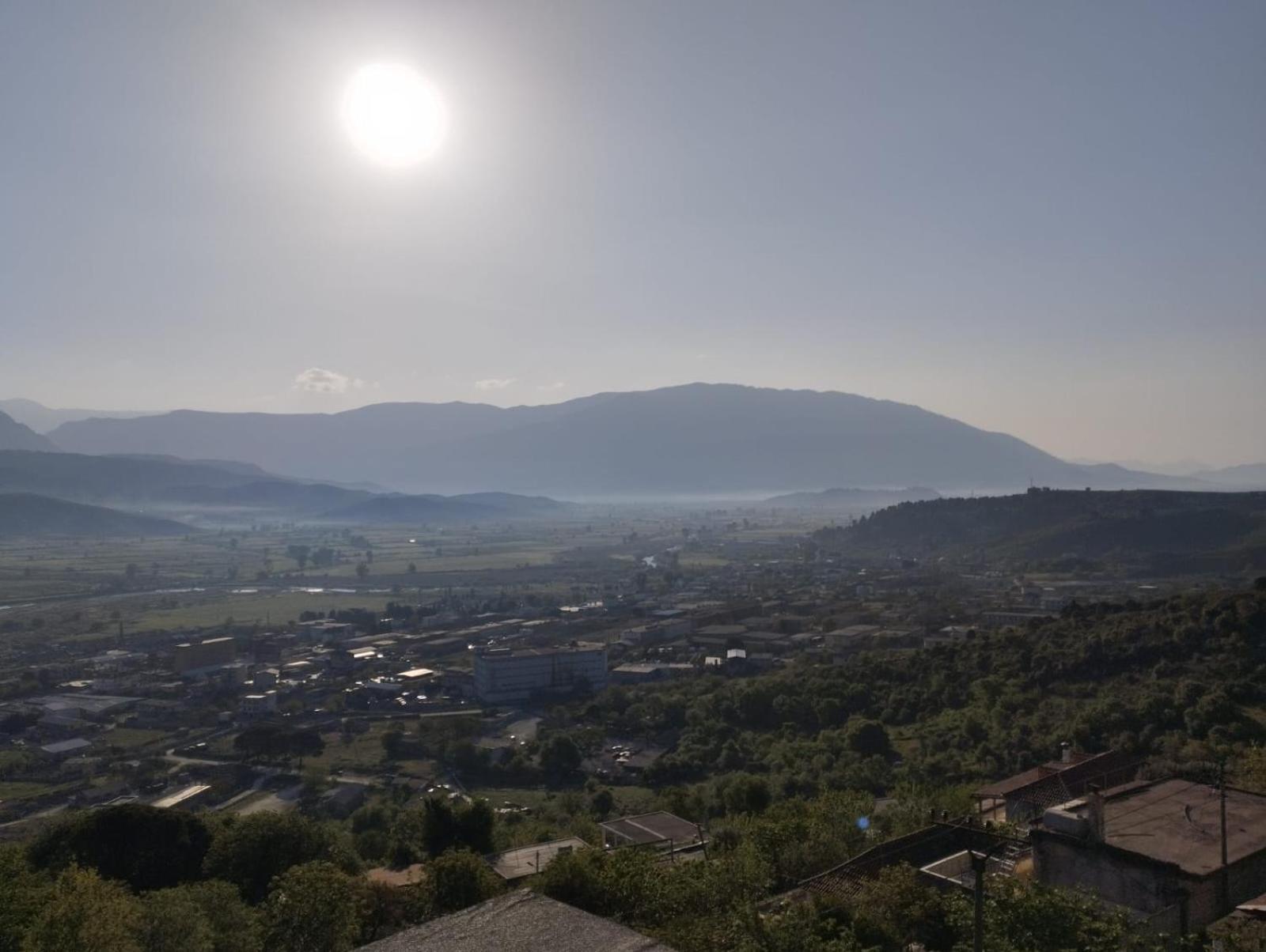 Rondo Guesthouse Gjirokaster Exterior photo
