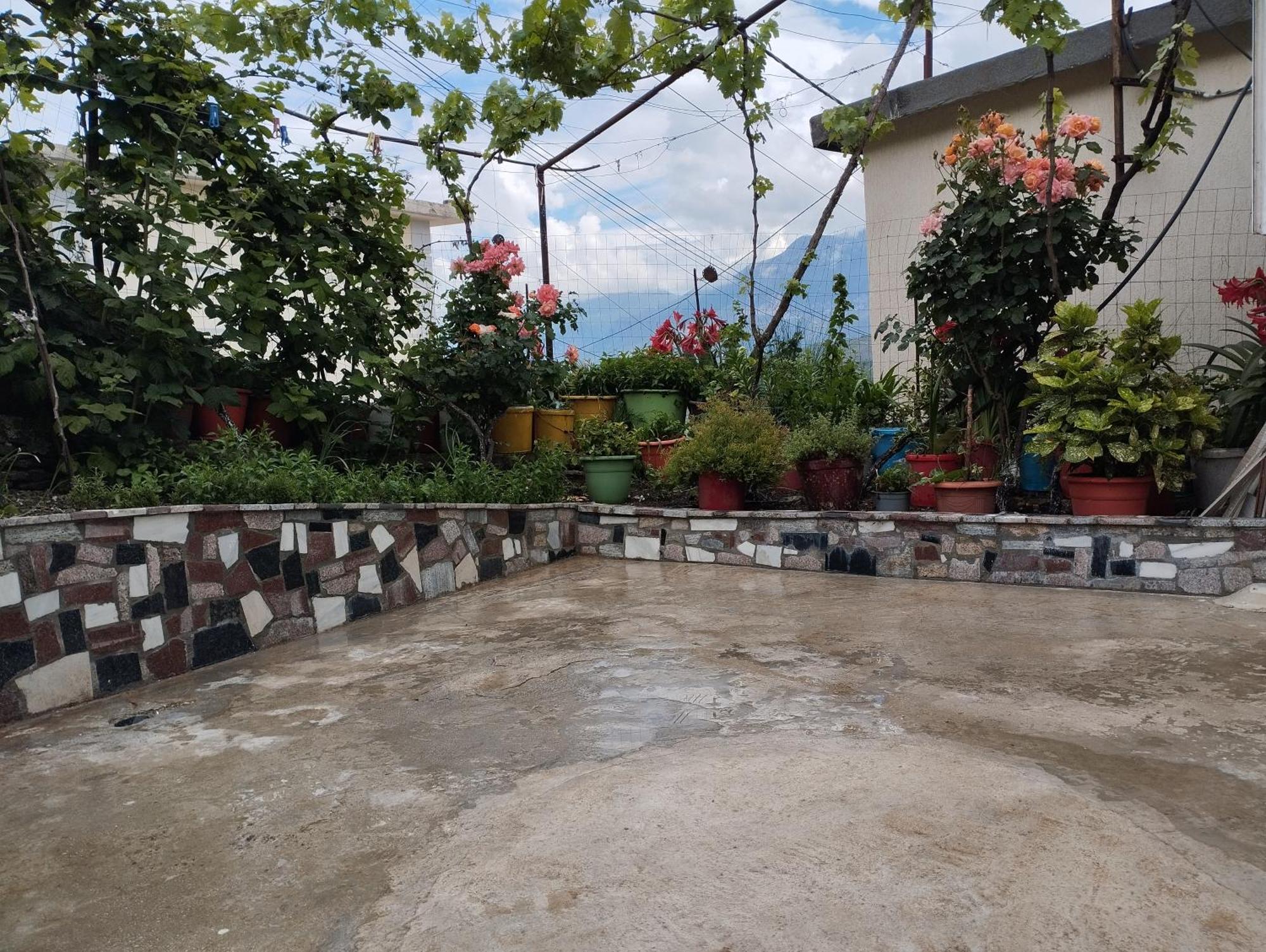 Rondo Guesthouse Gjirokaster Exterior photo